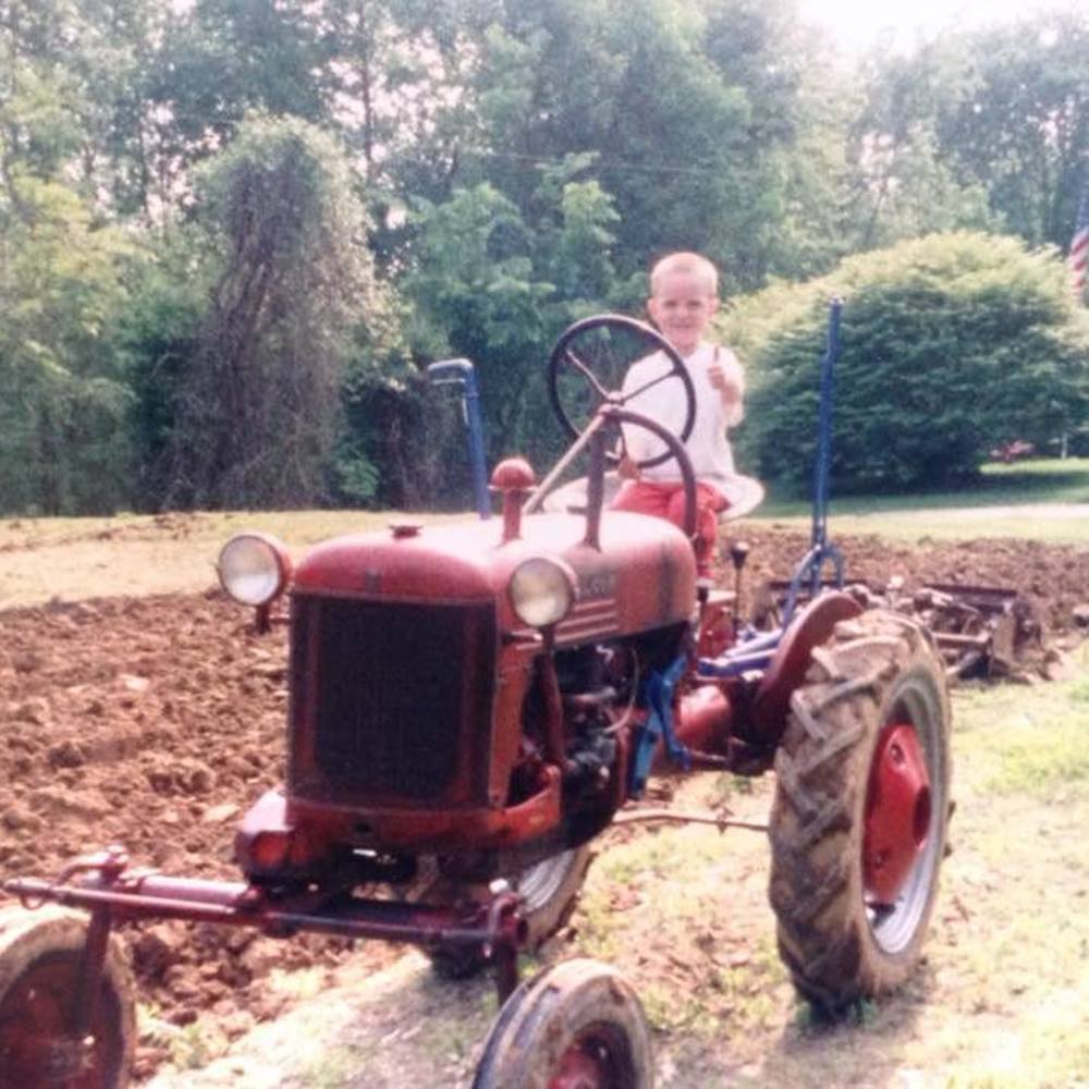 Meet your Posher, Kena